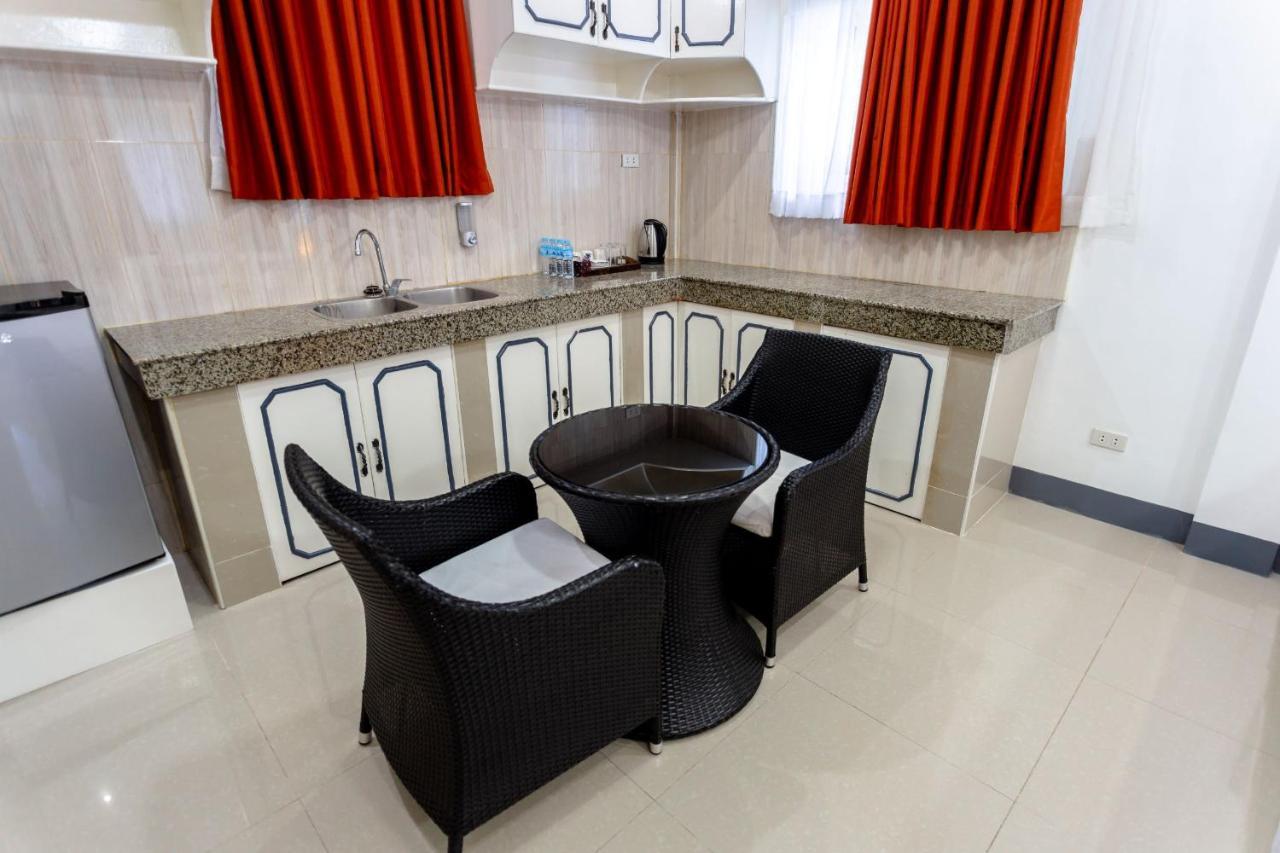 פנגלאו Madison Garden And Residences מראה חיצוני תמונה